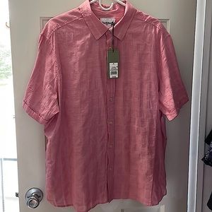 Men’s short sleeve button up shirt New with tags